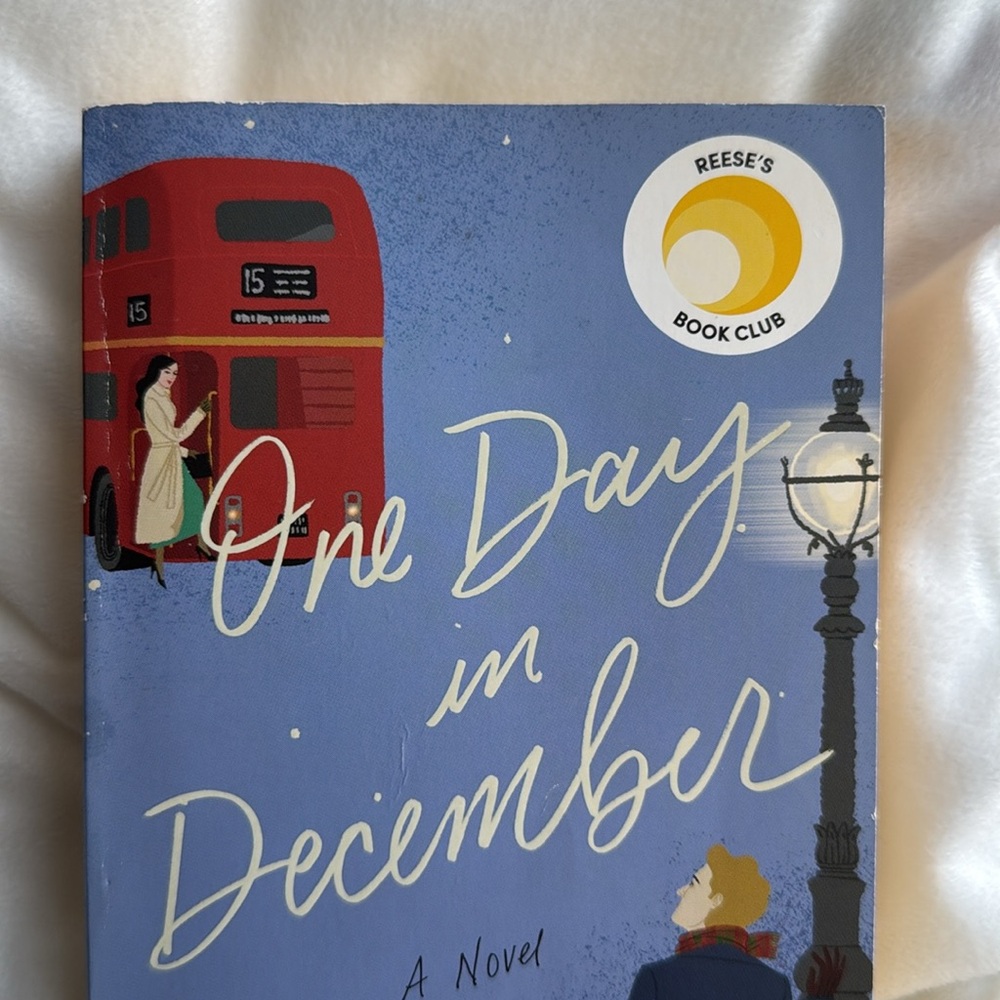 One Day In December by Josie Silver Paperback Romance Book. - Picture 8 of 13